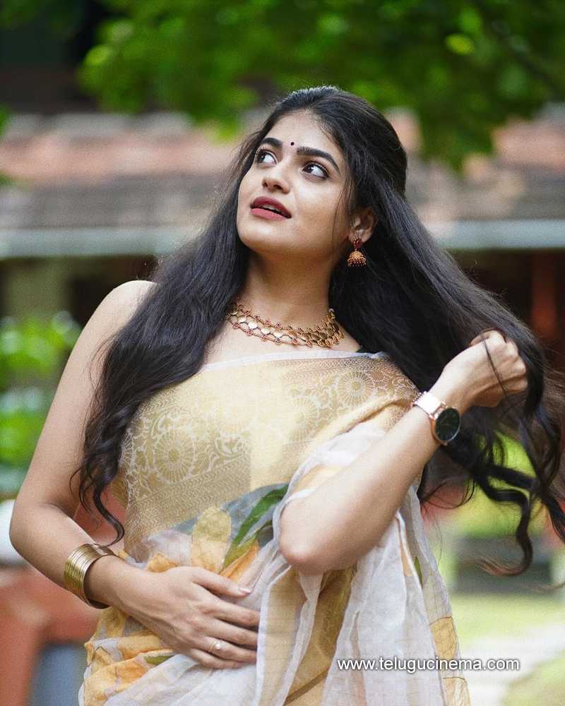 sangeetha rajesh stills 120824 03