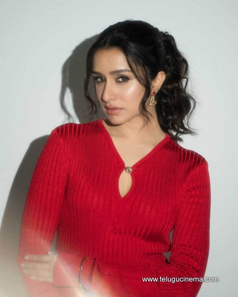 shraddha stills 090824 01