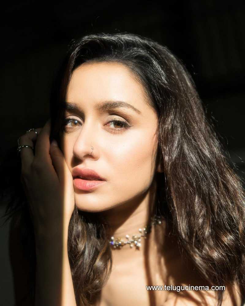 shraddhakapoor stills 030824 02