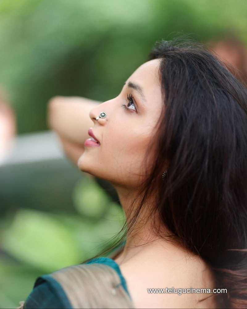 srinidhishetty stills 120824 01