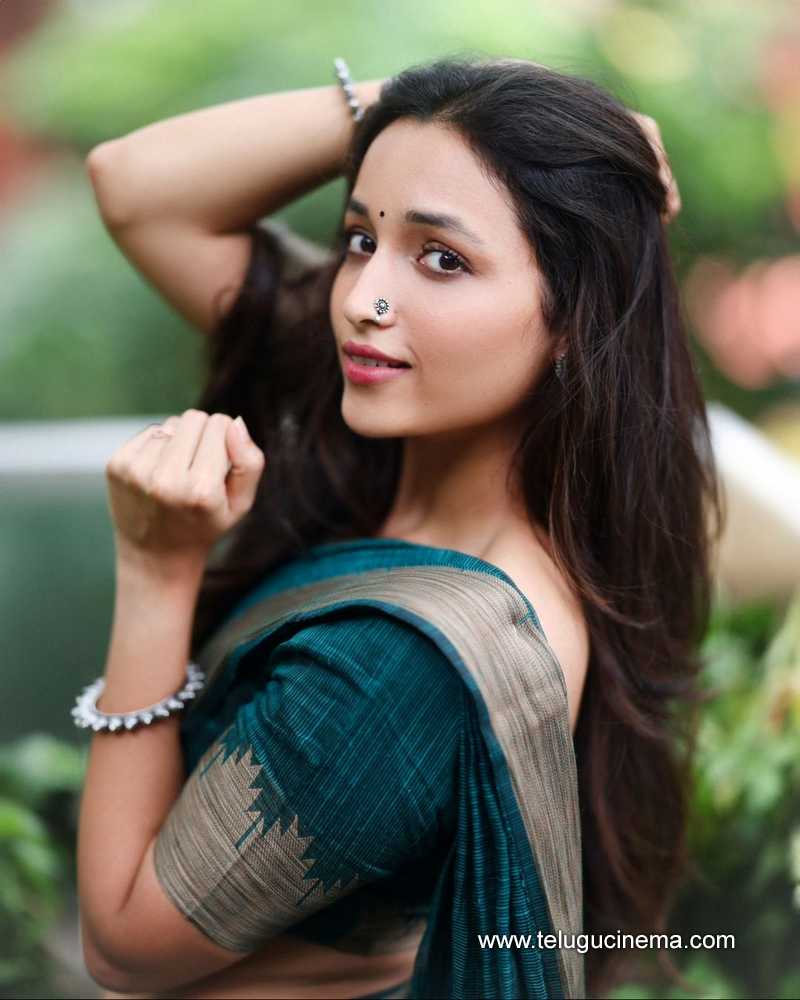 srinidhishetty stills 120824 02