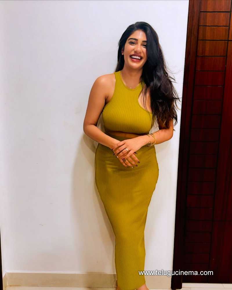 supritha stills 190824 02
