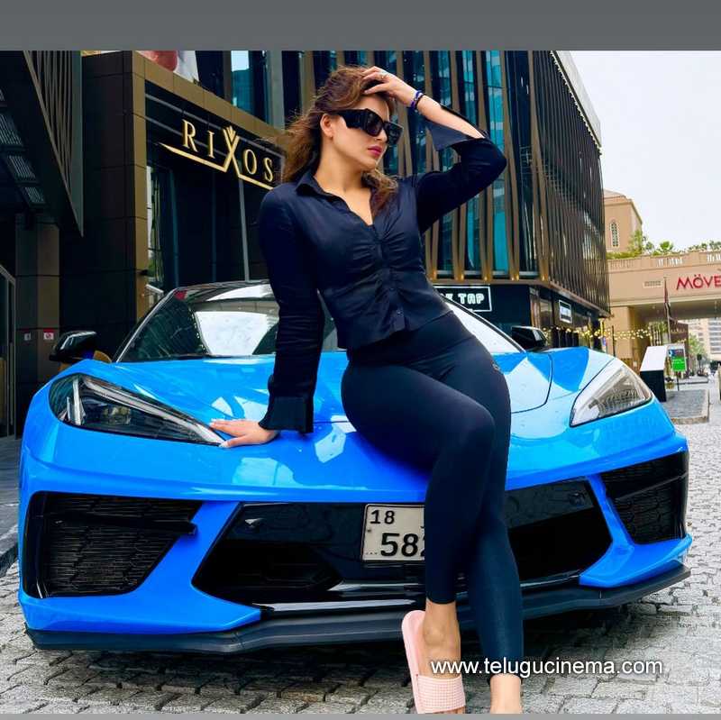 urvashi stills 060824 03