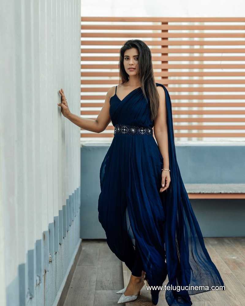 aishwaryarajesh stills 190924 02