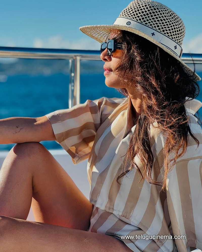 priyanka stills 260924 02