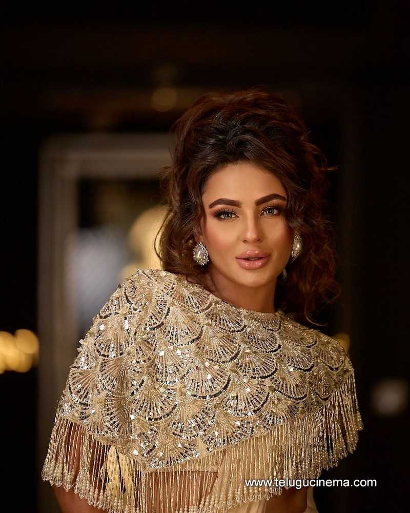seerat stills 230924 10