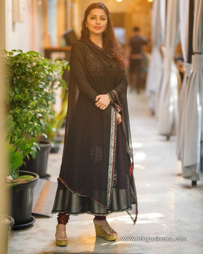 bhumika stills 311024 03