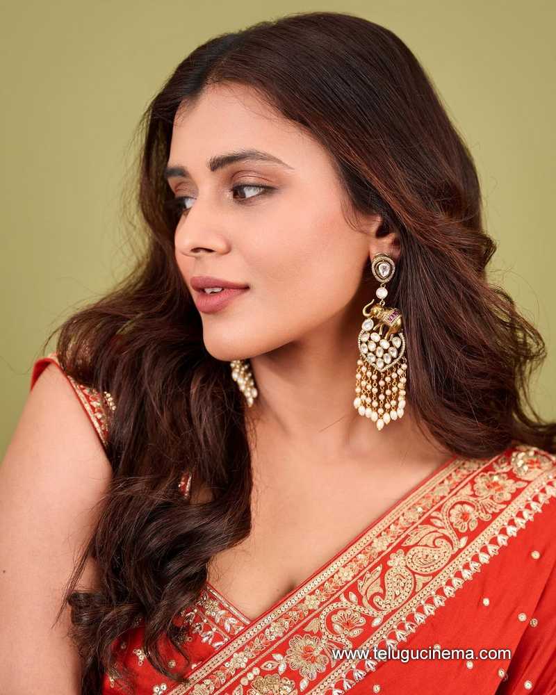 hebah stills 221024 01