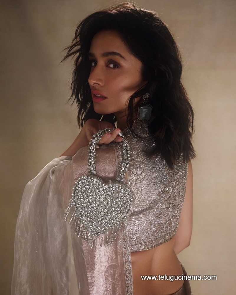 shraddhakapoor stills 261024 06