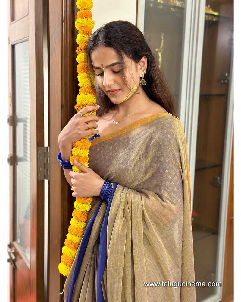 vaishnavi stills 301024 07