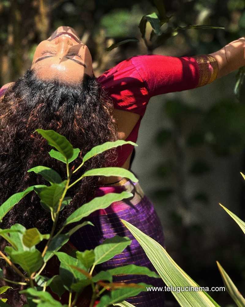 anupama stills 051124 06