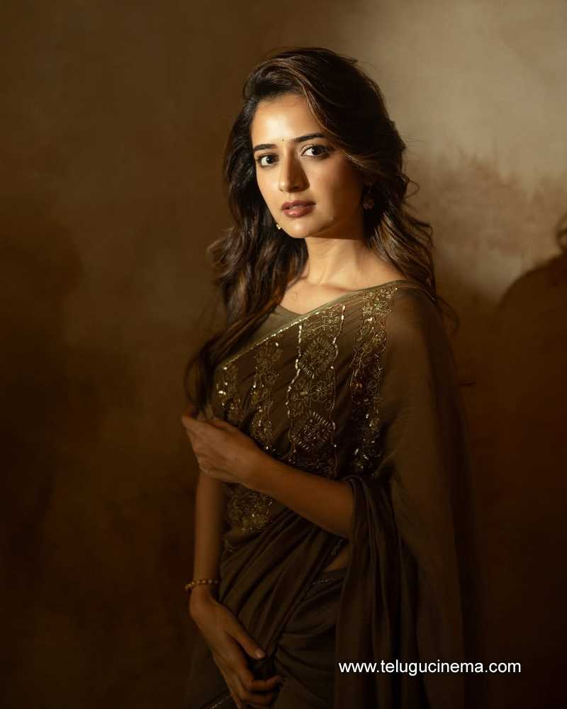 ashika stills 271124 02