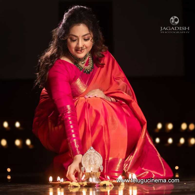 meena stills 021124 08