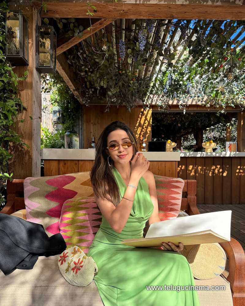 nehashetty stills 18124 05