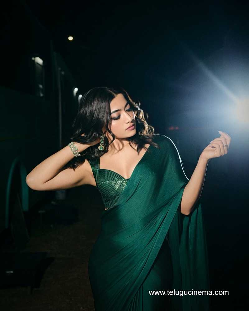 rashmika stills 291124 02