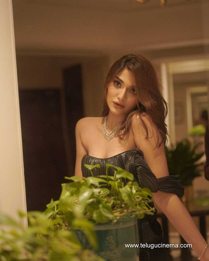 saiee manjrear stills 241124 01