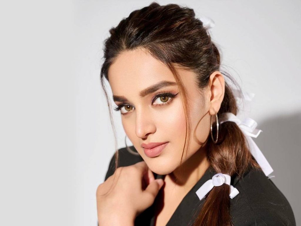 Nidhhi Agerwal