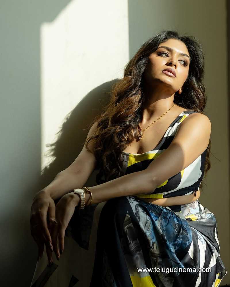 aditi stilla 06012504