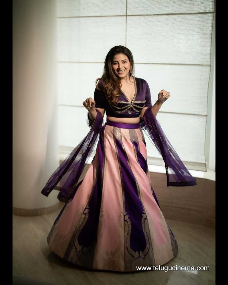 anjali still 23012503