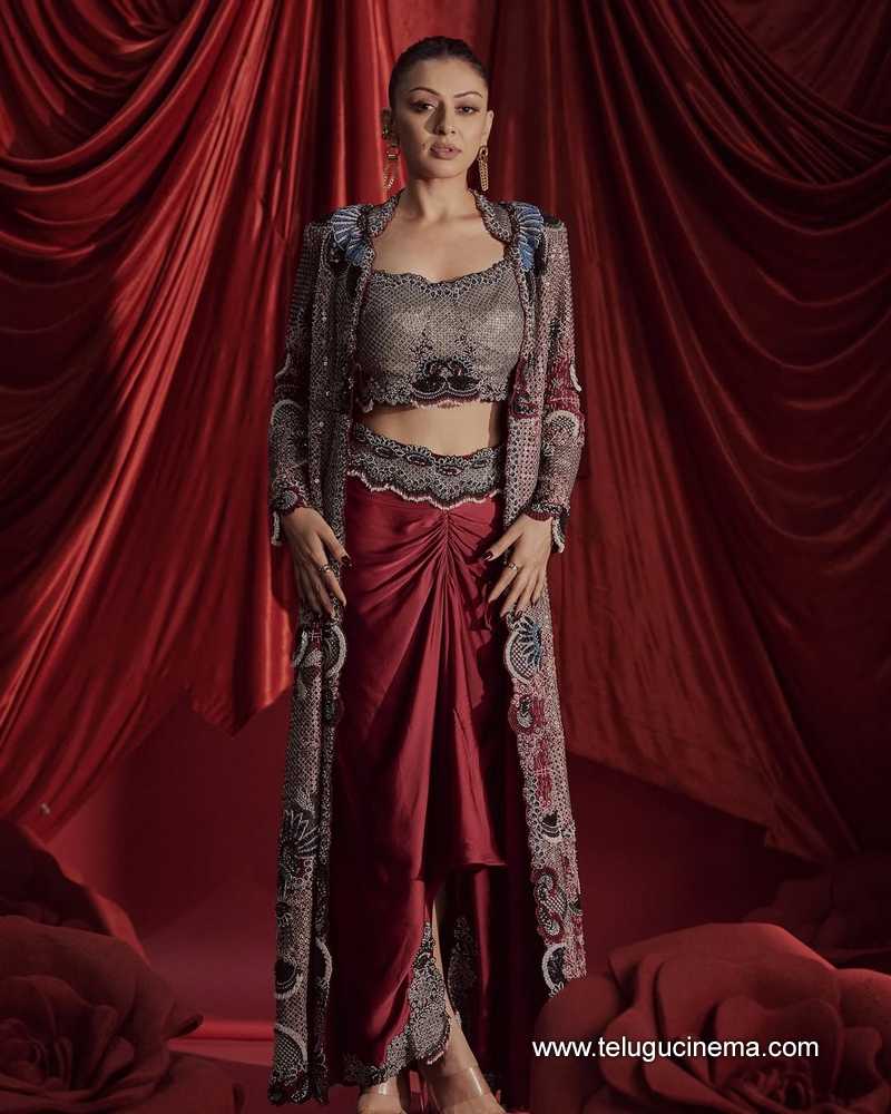 hansika stilla 16012503