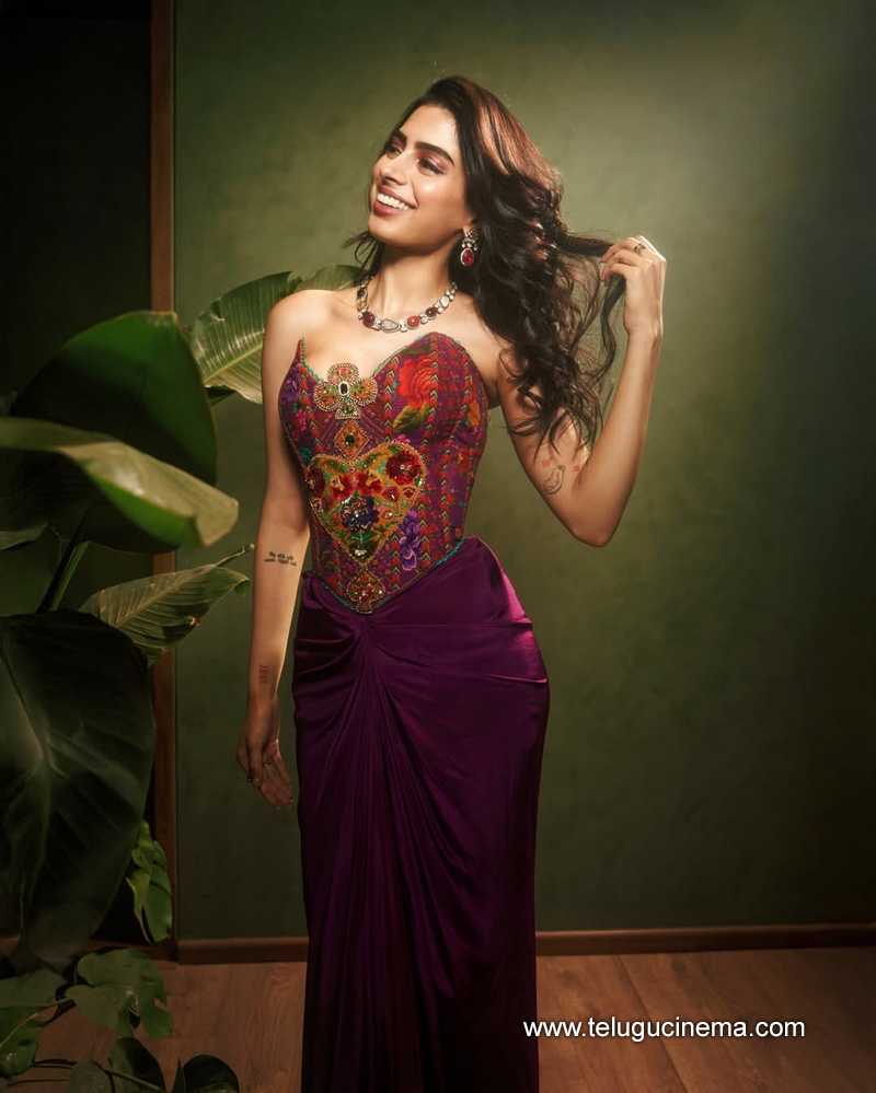 kushitha still 21012503