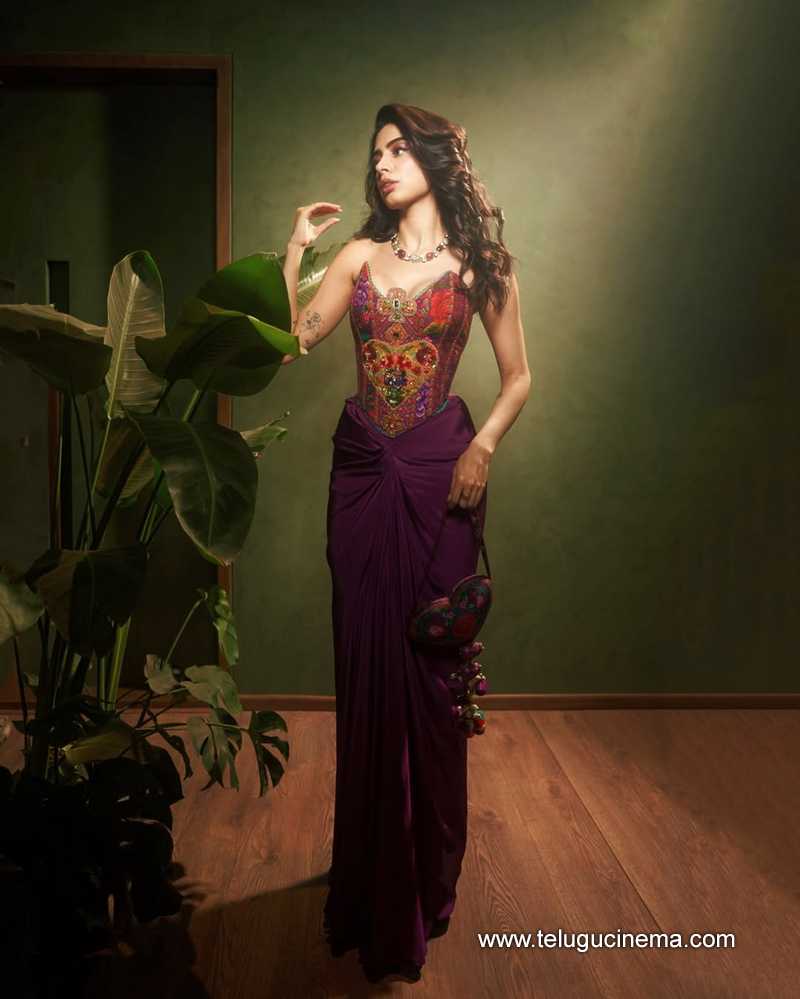 kushitha still 21012505