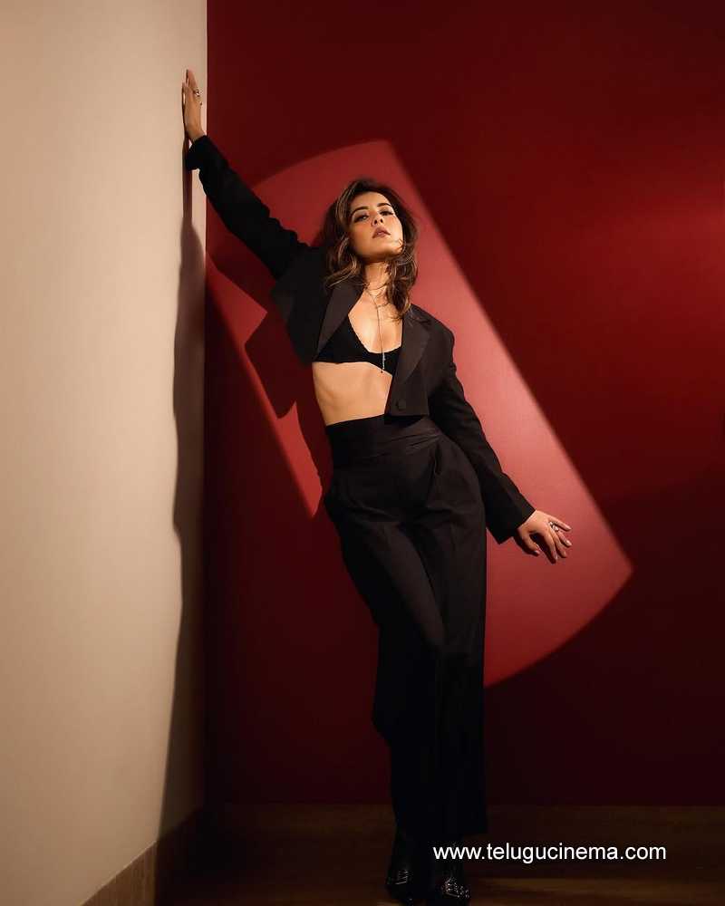 raashi still 27012504