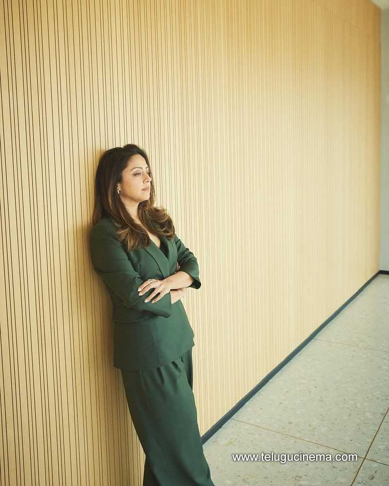 jyothika stills 24022504