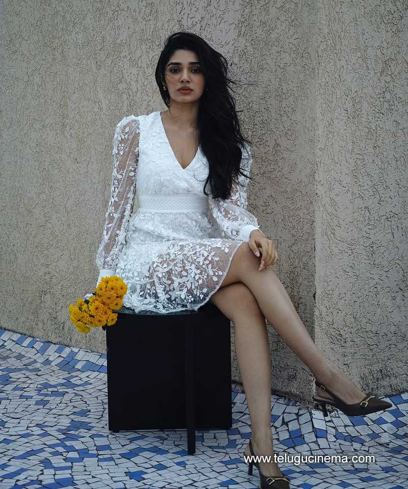 kriti still 14022504