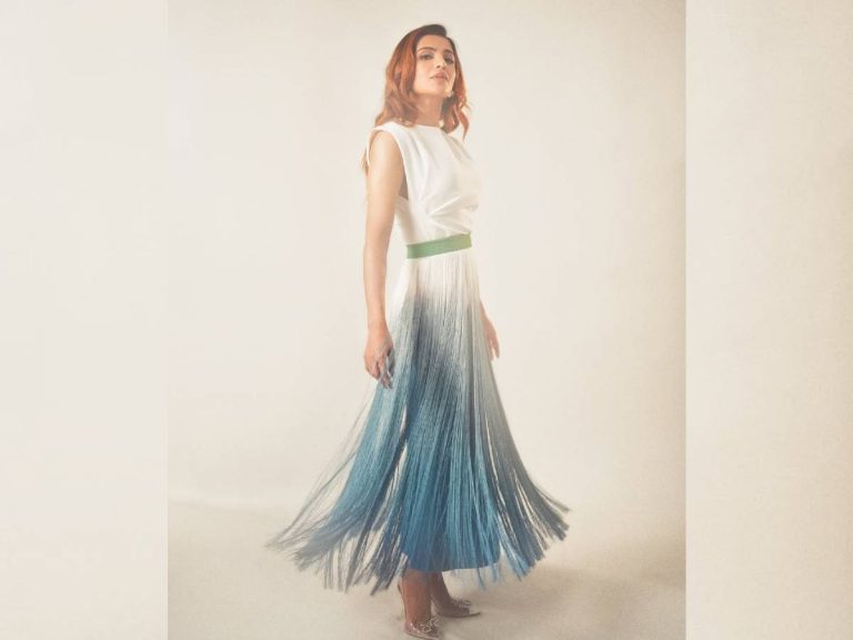 Samantha Ruth Prabhu's lyrical pose