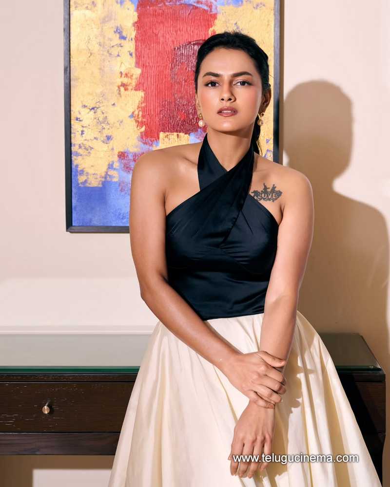 shraddhasrinath still 13022510