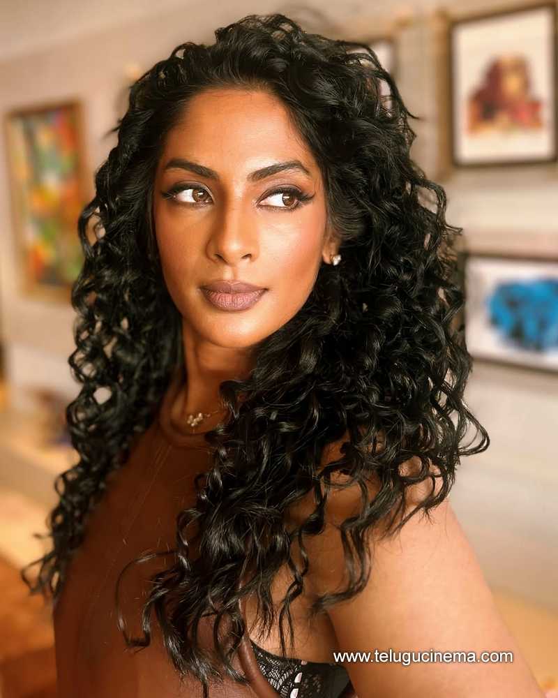 srireddy still 11022503
