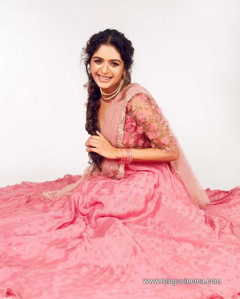 aditi stills 19032503