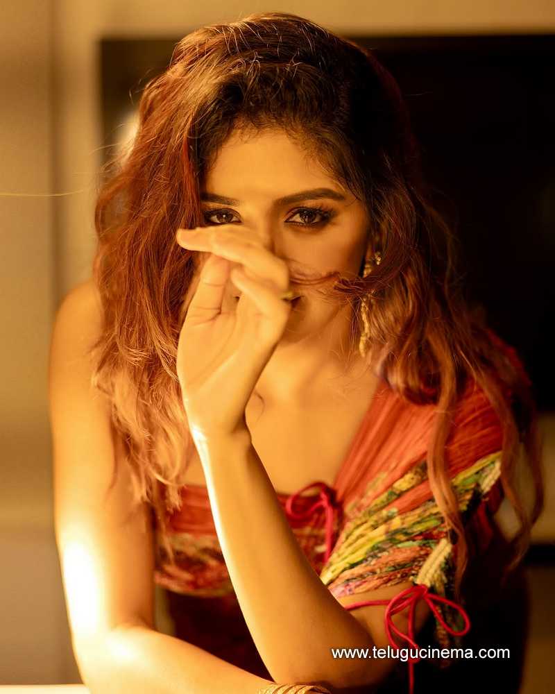 aditi stills 25032503