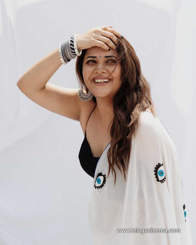 anasuya stills 15032510