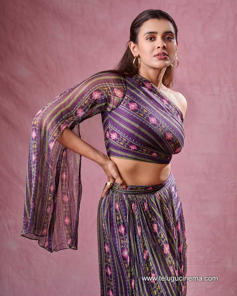 hebhapatel stills 01032502