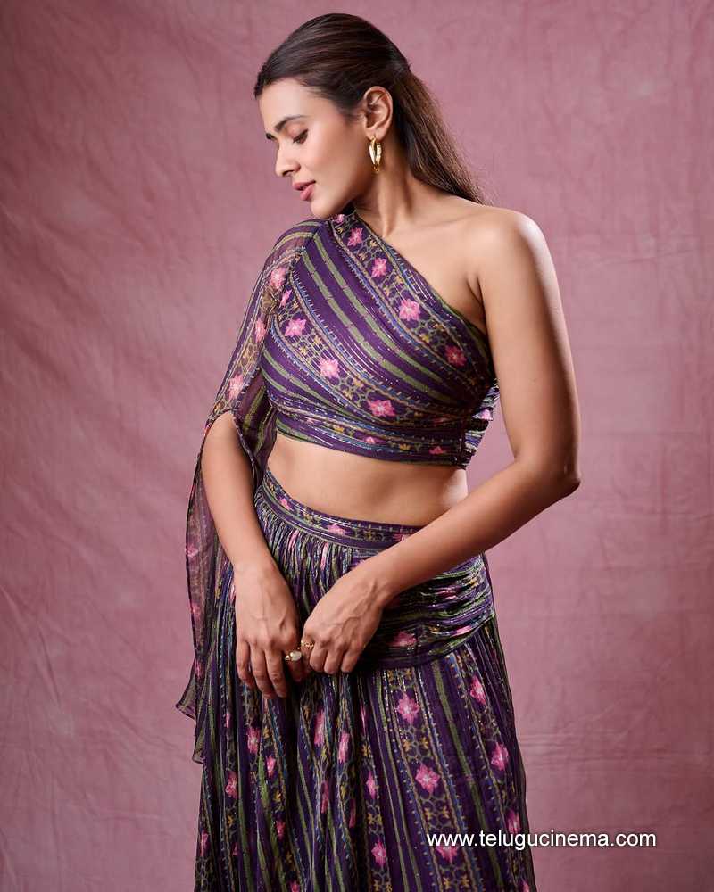 hebhapatel stills 01032504