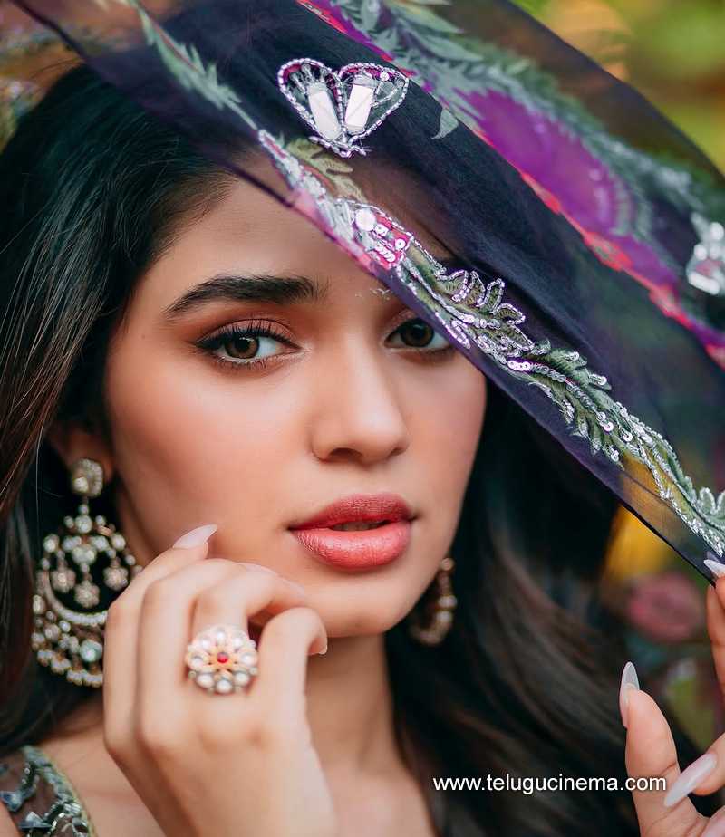 kriti stills 14032506