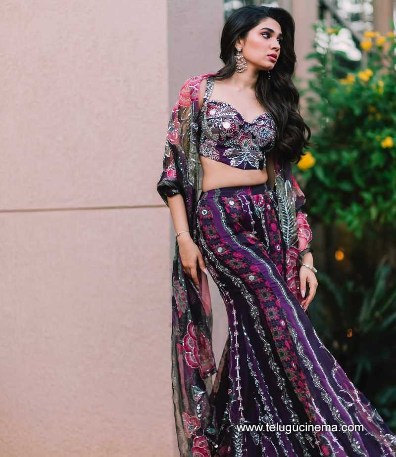 kriti stills 14032507