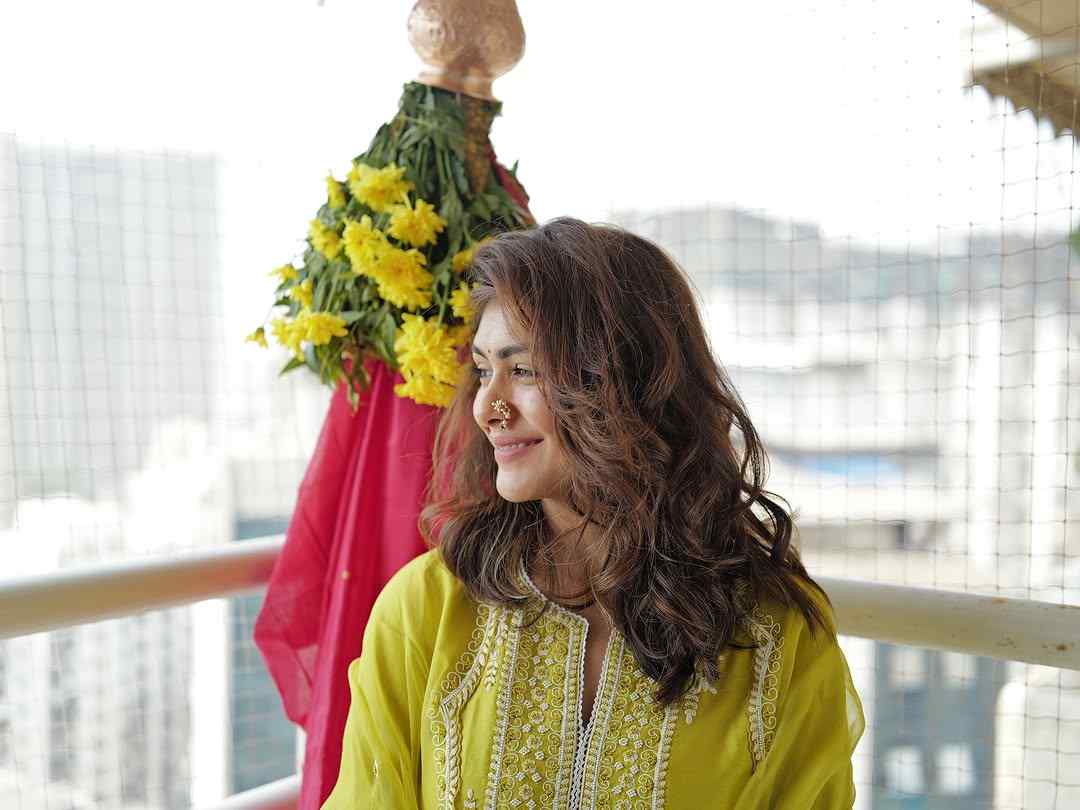 Mrunal Thakur celebrates Gudi Padwa 2025