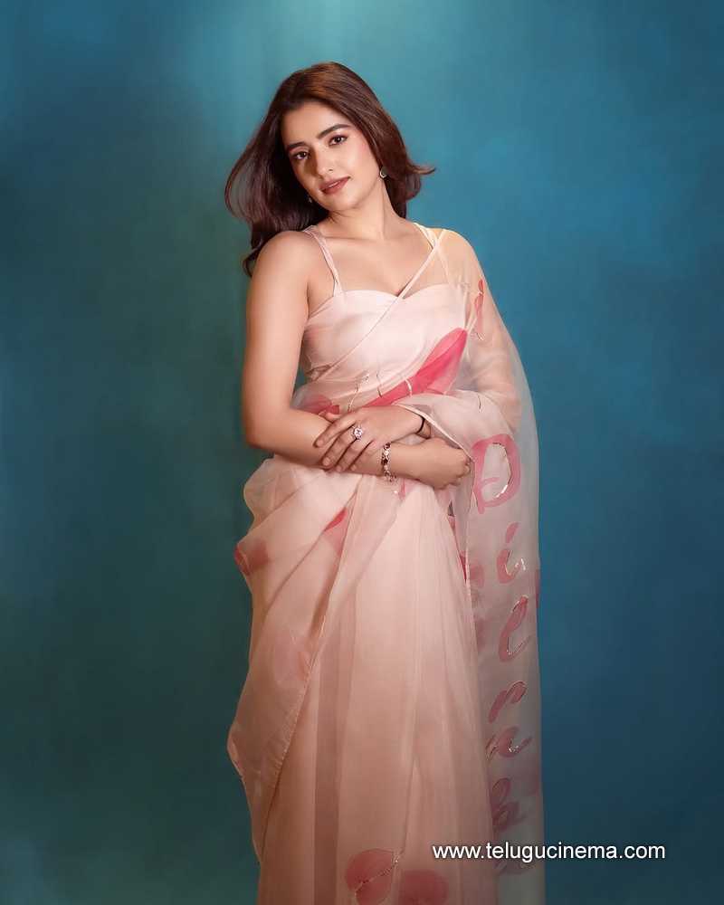 ruhani stills 13032503