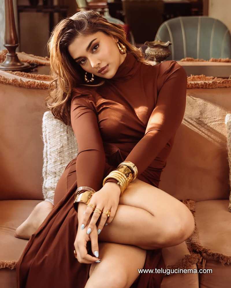 saieemanjerkar stills 25032502