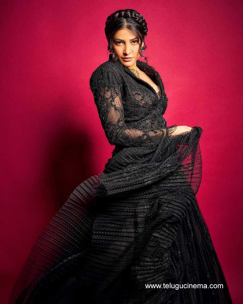 shruti stills 03032511