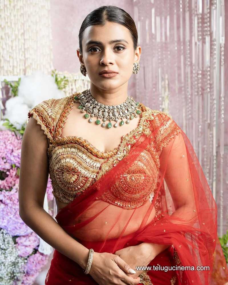 hebah stills 16042502