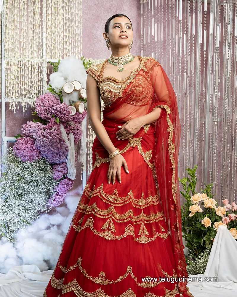 hebah stills 16042503