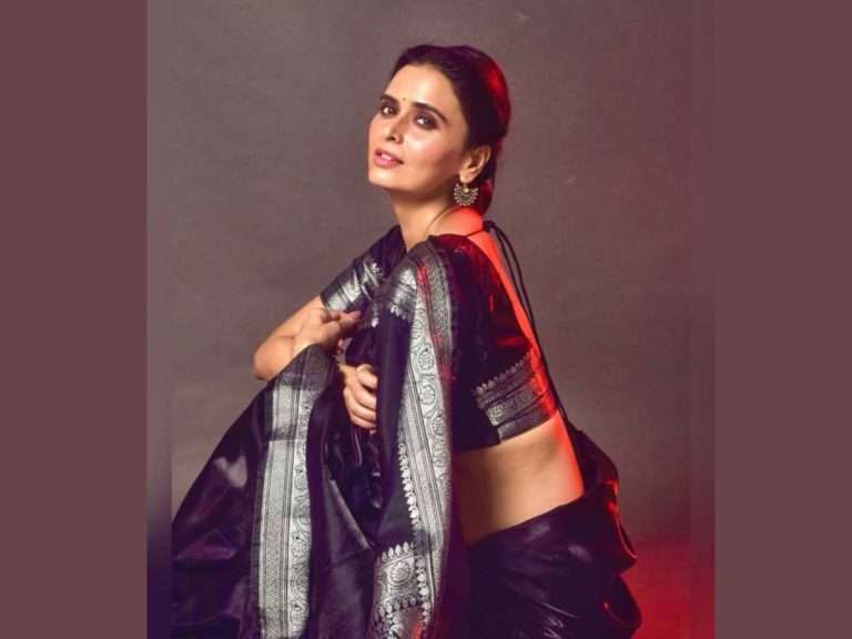 meenakshi thumb 2