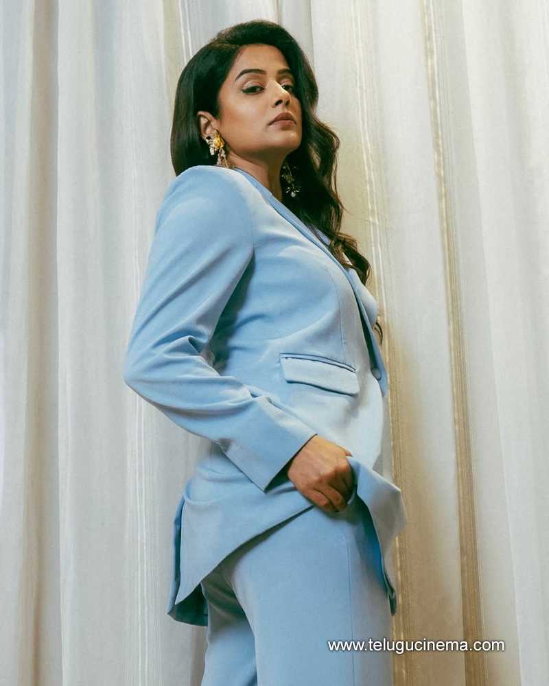 priyamani stills 02042503