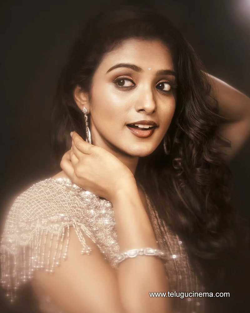 roopa stills 08042506