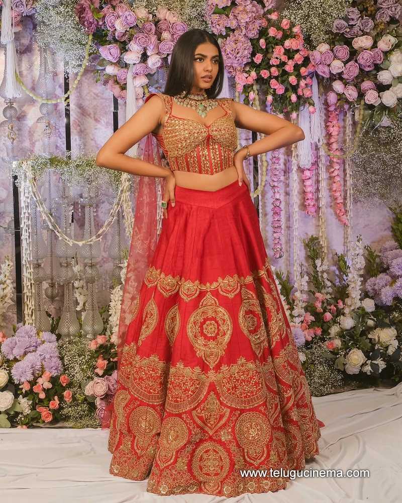 shivani stills 15042506