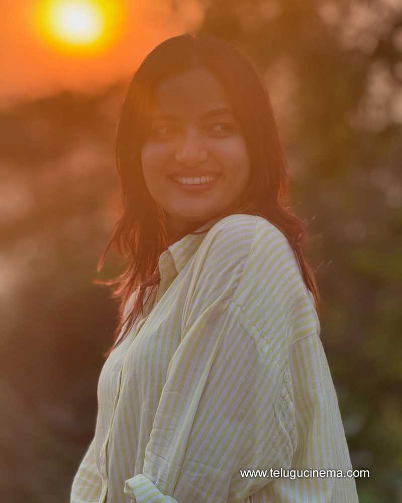 siri stills 02042502